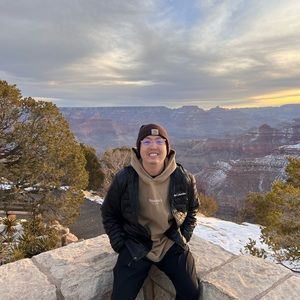 Meet your Posher, Van